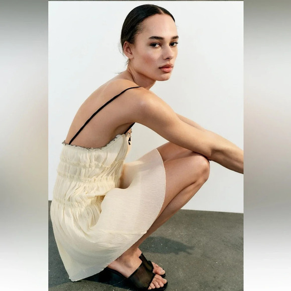 ZARA LITTLE BOW BLACK TEXTURED DRESS - Picture 16 of 16